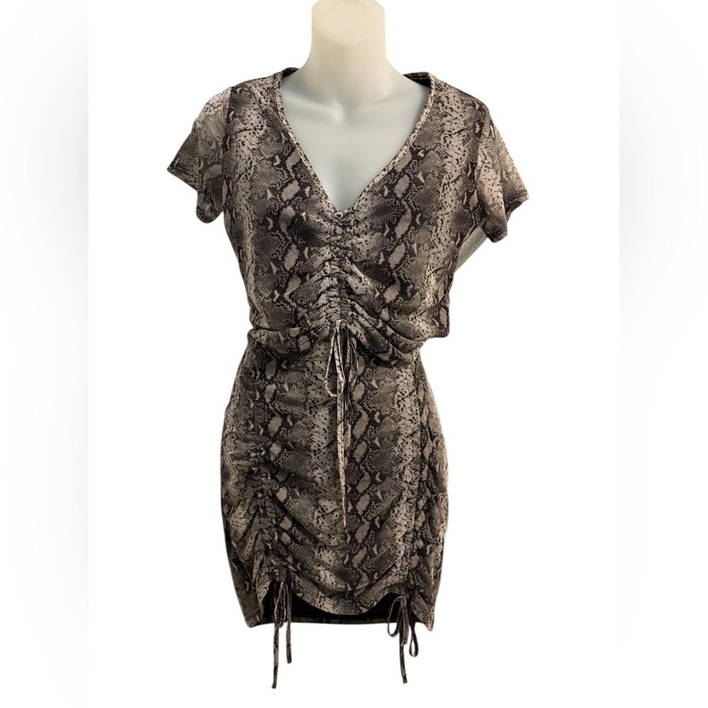 Snakeskin Print Ruched 2 Piece Outfit Size Juniors Large
